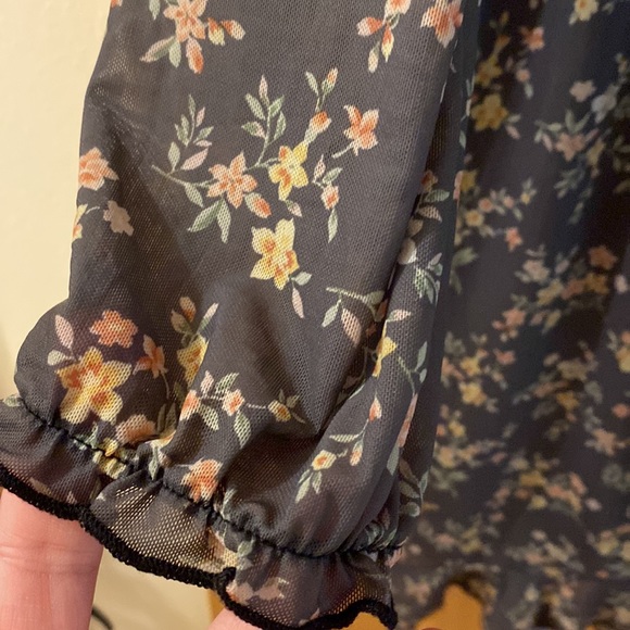 Ophelia Roe Floral Cinched Dress Green Plus Size 2X - Picture 8 of 16